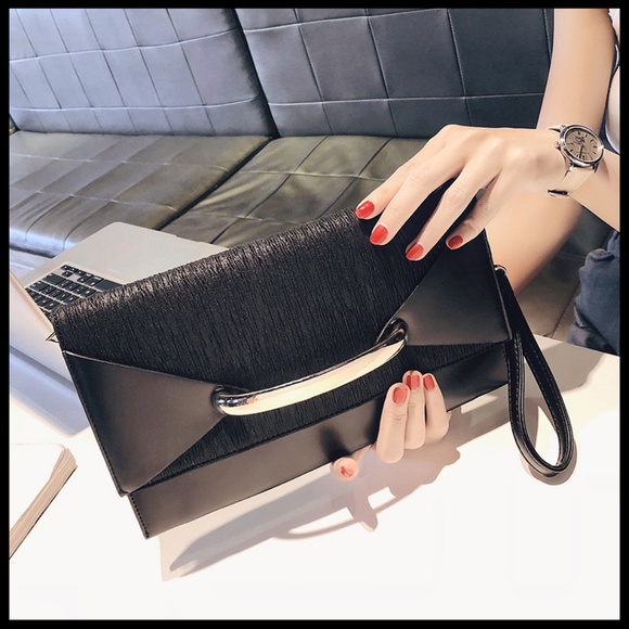 BEE SAC Handbags - NEW MIA Envelope Clutch Messenger